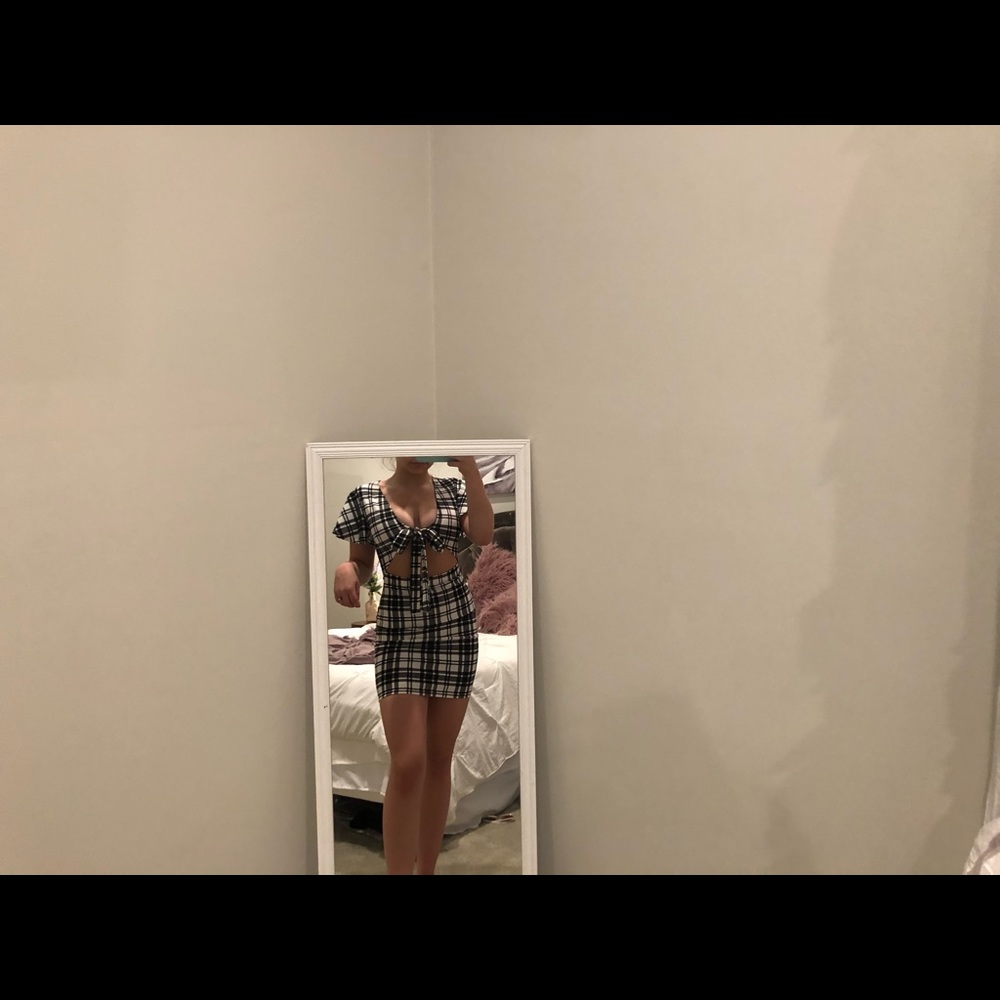 elegant body on dress !